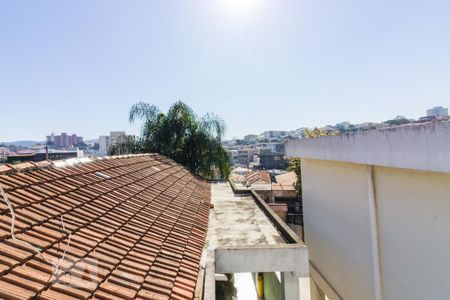 Casa à venda com 440m², 4 quartos e 2 vagasVista