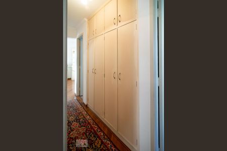 Apartamento à venda com 88m², 3 quartos e 1 vaga Apartamento à venda com 88m², 3 quartos e 1 vagaCorredor Quartos