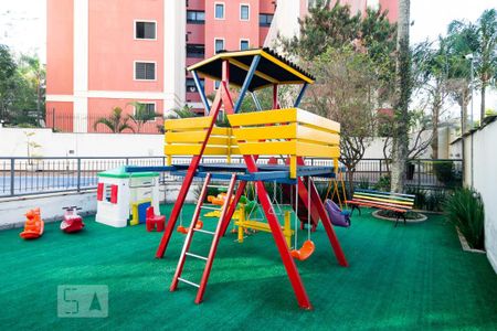 Apartamento à venda com 88m², 3 quartos e 1 vaga Apartamento à venda com 88m², 3 quartos e 1 vagaPlayground