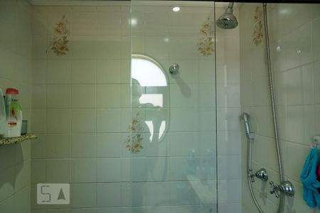 Apartamento à venda com 60m², 2 quartos e 2 vagas Apartamento à venda com 60m², 2 quartos e 2 vagasBanheiro da Suíte