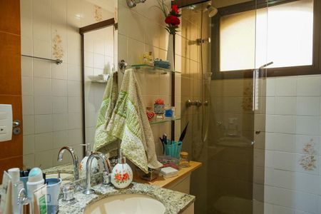 Apartamento à venda com 60m², 2 quartos e 2 vagas Apartamento à venda com 60m², 2 quartos e 2 vagasBanheiro 2