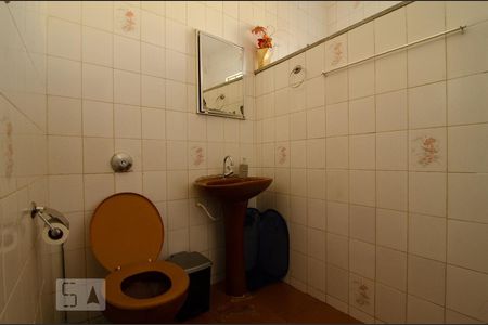 Casa à venda com 170m², 4 quartos e 3 vagasBanheiro Social