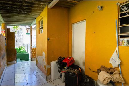 Casa à venda com 170m², 4 quartos e 3 vagasBarracão 