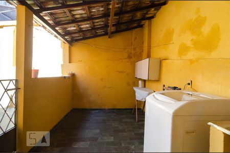 Casa à venda com 170m², 4 quartos e 3 vagasÁrea de Serviço