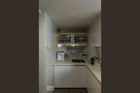 Apartamento à venda com 77m², 2 quartos e 1 vagaCozinha