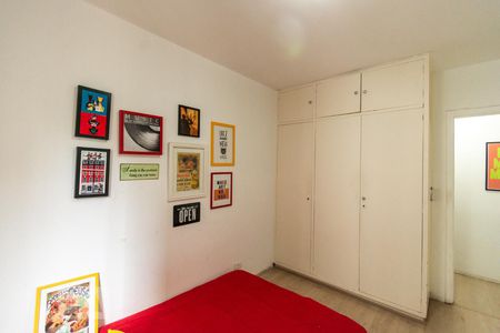 Apartamento à venda com 77m², 2 quartos e 1 vagaQuarto 2