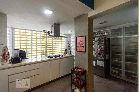 Apartamento à venda com 77m², 2 quartos e 1 vagaCozinha