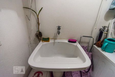 Apartamento à venda com 77m², 2 quartos e 1 vagaÁrea de serviço