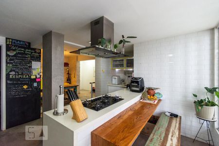 Apartamento à venda com 77m², 2 quartos e 1 vagaCozinha