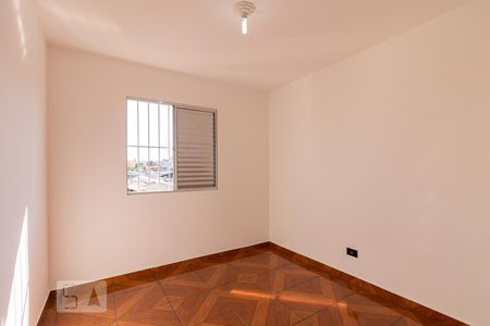 Quarto 1 de apartamento para alugar com 2 quartos, 40m² em Jardim Valéria, Guarulhos