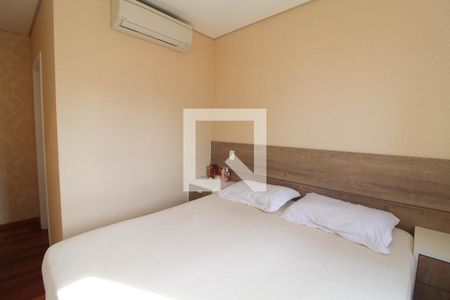 Apartamento à venda com 92m², 3 quartos e 2 vagas Apartamento à venda com 92m², 3 quartos e 2 vagasSuíte