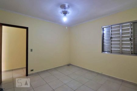 Casa à venda com 196m², 3 quartos e 3 vagasQuarto 2