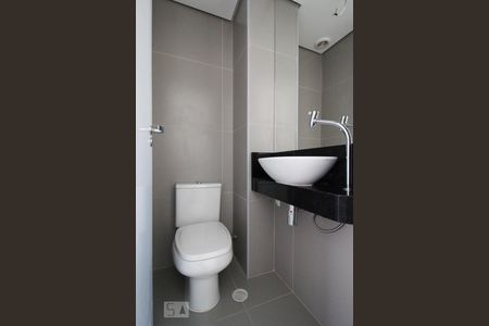 Lavabo de apartamento para alugar com 1 quarto, 50m² em Indianópolis, São Paulo