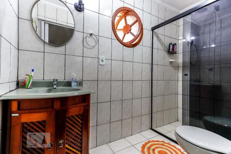 Casa à venda com 240m², 3 quartos e 4 vagas Casa à venda com 240m², 3 quartos e 4 vagasBanheiro da Suíte
