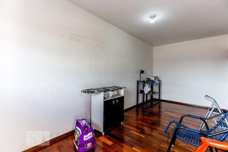 Casa à venda com 240m², 3 quartos e 4 vagas Casa à venda com 240m², 3 quartos e 4 vagasQuarto 3