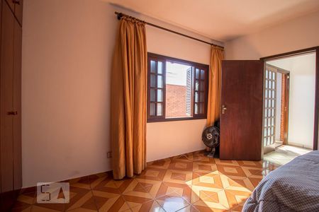 Casa para alugar com 277m², 3 quartos e 5 vagas Casa para alugar com 277m², 3 quartos e 5 vagasSuite