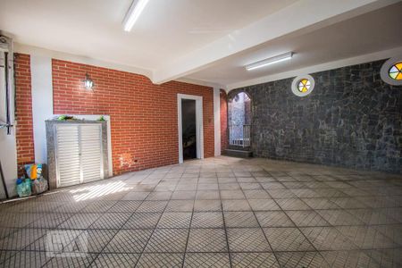 Casa para alugar com 277m², 3 quartos e 5 vagas Casa para alugar com 277m², 3 quartos e 5 vagasGaragem 1