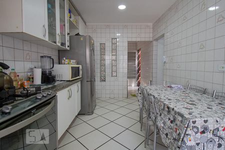 Casa para alugar com 277m², 3 quartos e 5 vagas Casa para alugar com 277m², 3 quartos e 5 vagasCozinha