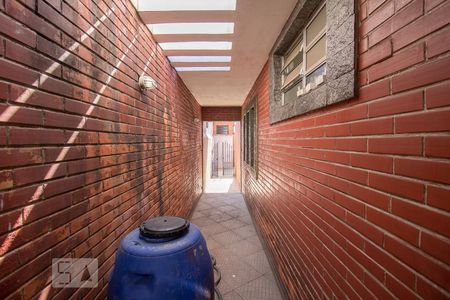 Casa para alugar com 277m², 3 quartos e 5 vagas Casa para alugar com 277m², 3 quartos e 5 vagasCorredor