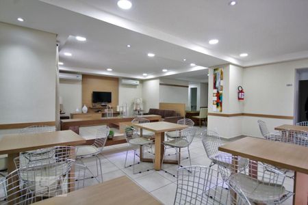 Apartamento para alugar com 70m², 3 quartos e 1 vagaÁrea comum - Salão de festas