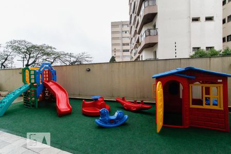 Apartamento à venda com 60m², 2 quartos e 1 vaga Apartamento à venda com 60m², 2 quartos e 1 vagaPlayground