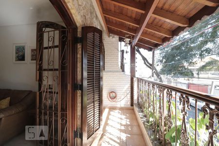 Casa à venda com 220m², 2 quartos e 1 vagaSacada da Suite 