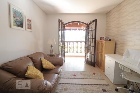 Casa à venda com 220m², 2 quartos e 1 vagaSuite 