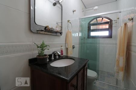 Casa à venda com 220m², 2 quartos e 1 vagaBanheiro da Suite 