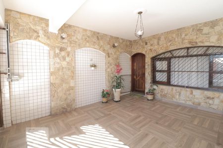 Casa à venda com 220m², 2 quartos e 1 vagaGaragem