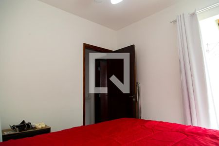 Casa de condomínio à venda com 150m², 3 quartos e 2 vagasQuarto 2