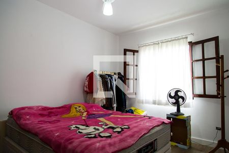 Casa de condomínio à venda com 150m², 3 quartos e 2 vagasSuíte