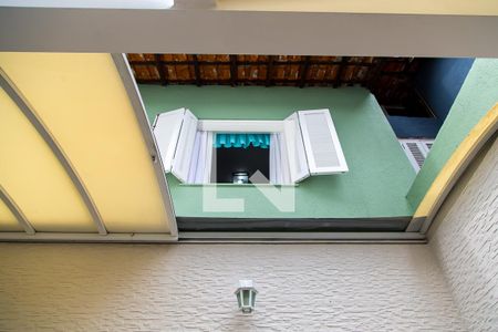 Casa de condomínio à venda com 150m², 3 quartos e 2 vagasQuintal e Área de Serviço - Detalhe