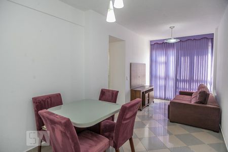 Sala de apartamento para alugar com 2 quartos, 47m² em Pechincha, Rio de Janeiro