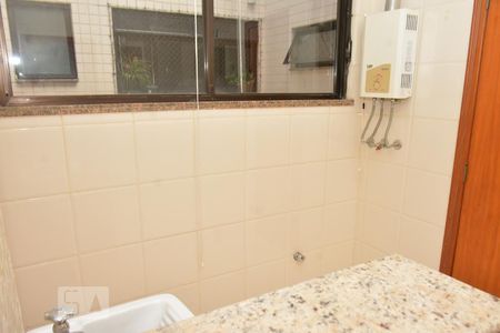 Apartamento à venda com 129m², 4 quartos e 2 vagasDetalhe da area de serviço