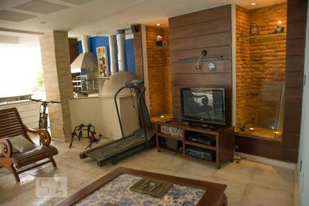 Casa à venda com 480m², 4 quartos e 3 vagasÁrea Gourmet