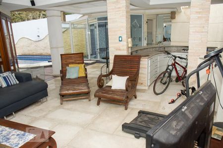 Casa à venda com 480m², 4 quartos e 3 vagasÁrea Gourmet