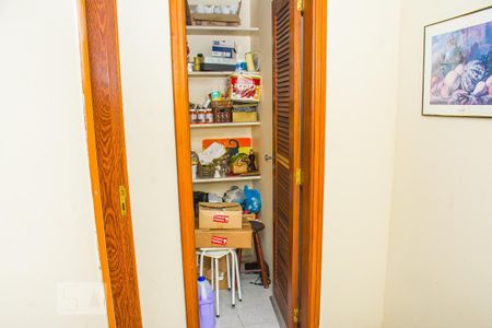 Casa à venda com 480m², 4 quartos e 3 vagasDispensa