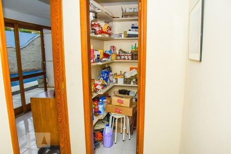 Casa à venda com 480m², 4 quartos e 3 vagasDispensa