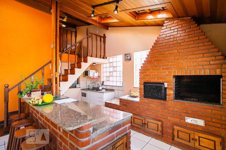 Casa à venda com 254m², 3 quartos e 3 vagasChurrasqueira