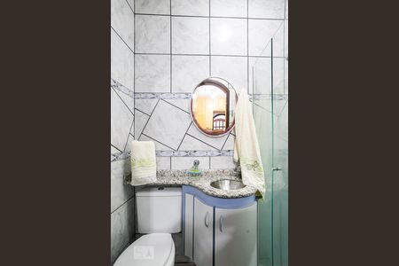 Casa à venda com 254m², 3 quartos e 3 vagasBanheiro da Suíte 2