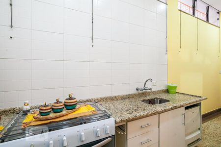 Casa à venda com 254m², 3 quartos e 3 vagasCozinha 1