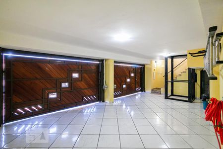 Casa à venda com 254m², 3 quartos e 3 vagasGaragem