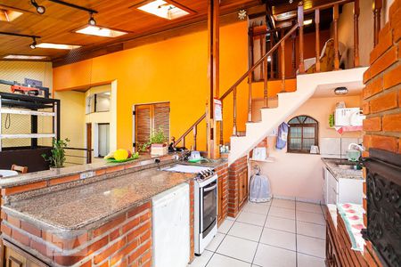 Casa à venda com 254m², 3 quartos e 3 vagasCozinha 2