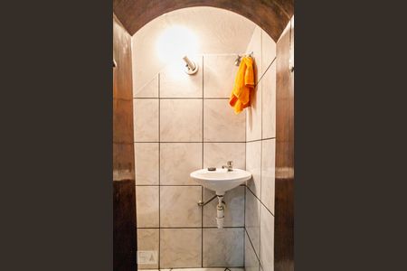 Casa à venda com 254m², 3 quartos e 3 vagasBanheiro da Garagem