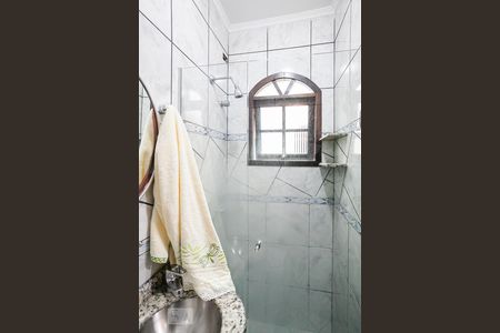 Casa à venda com 254m², 3 quartos e 3 vagasBanheiro da Suíte 2