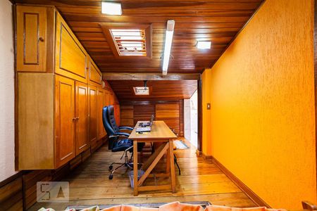 Casa à venda com 254m², 3 quartos e 3 vagasEscritório 2