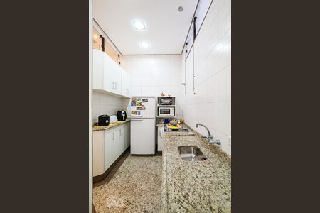 Casa à venda com 254m², 3 quartos e 3 vagasCozinha 1