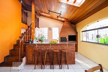 Casa à venda com 254m², 3 quartos e 3 vagasChurrasqueira