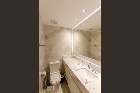 Apartamento à venda com 50m², 1 quarto e 1 vaga Apartamento à venda com 50m², 1 quarto e 1 vagaBanheiro