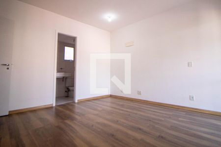 Apartamento à venda com 355m², 4 quartos e 2 vagas Apartamento à venda com 355m², 4 quartos e 2 vagasSuíte 3
